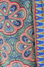 Load image into Gallery viewer, Green with Blue/Red Floral